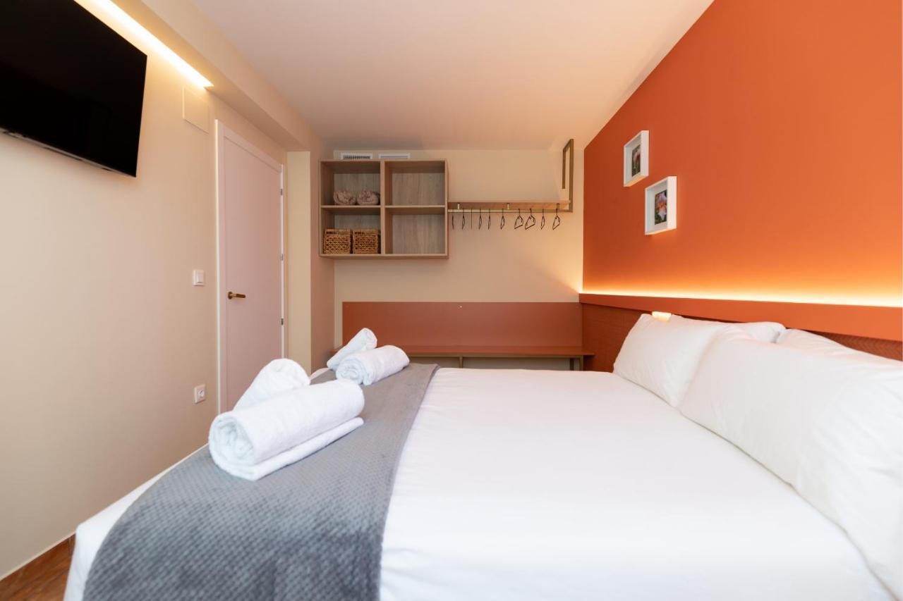 Apartamentos Las Ciencias S Valencia Exteriör bild